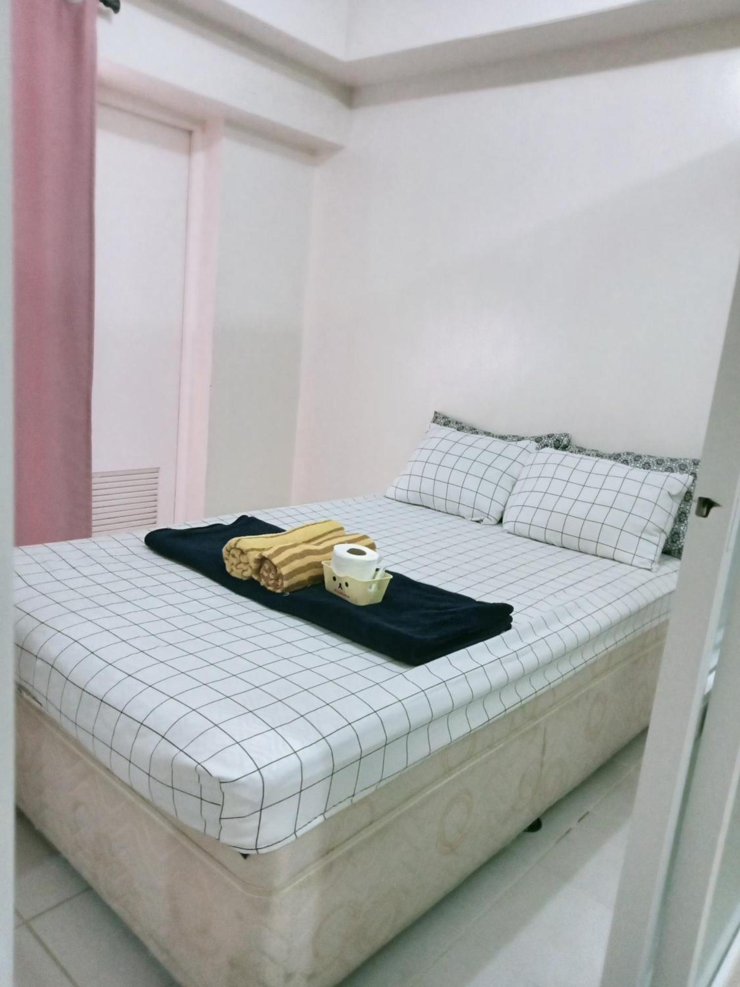 Cityland Tagaytay Taal Lake View City View Free Pool Parking Studios With Balcony Are City View Tagaytay City Room photo